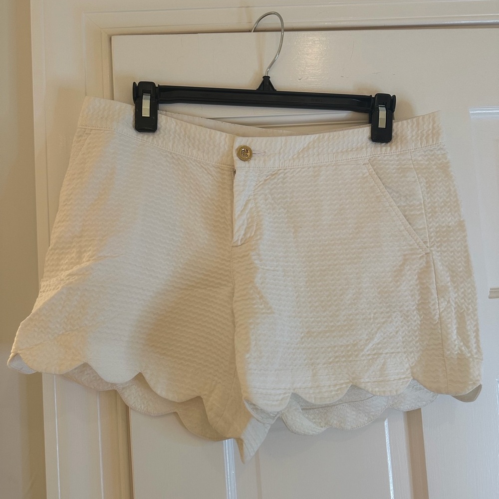 Lilly Pulitzer Cream Scalloped High Waist Shorts